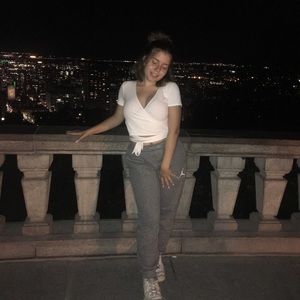 Meet your Posher, Diana